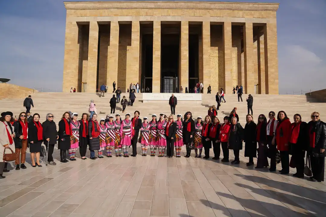 TÜKD 76. Yıl Dönümünde ATA’nın Huzurunda 16